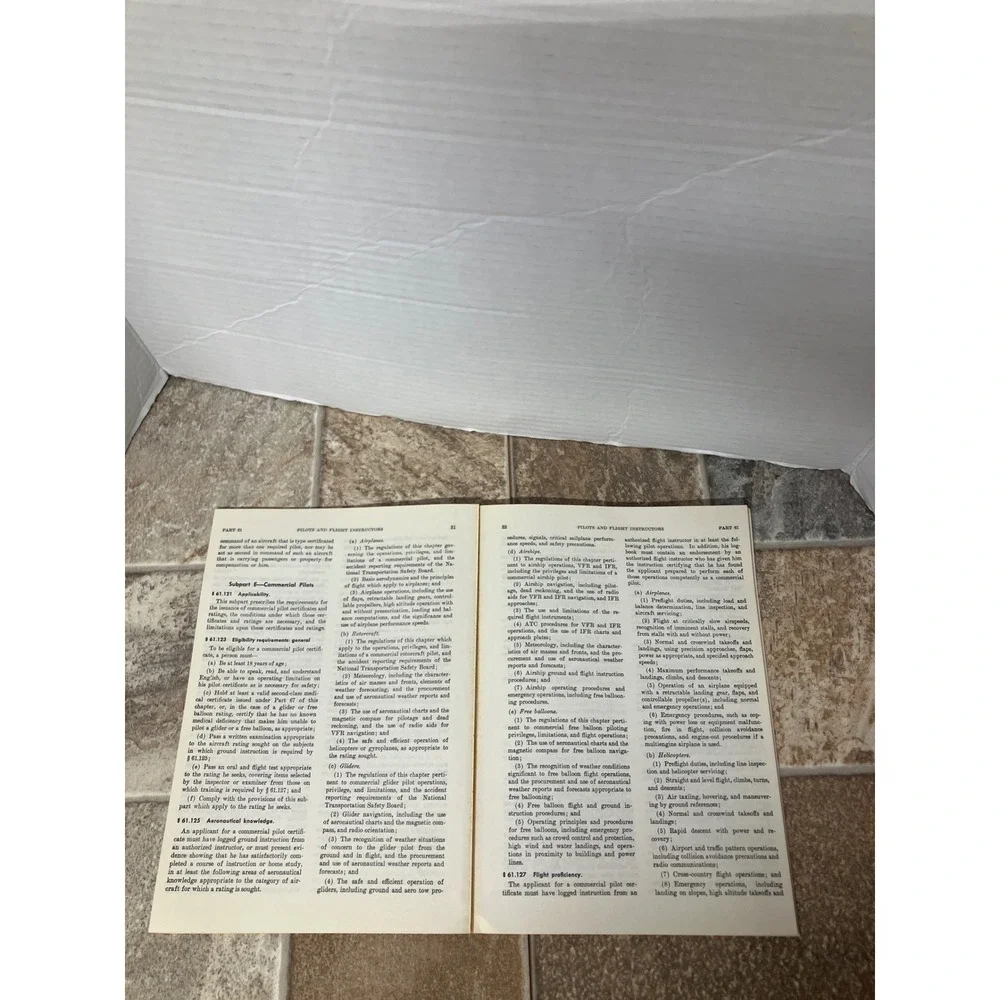 Federal Aviation Regulations 1976 Edition Aviation Book Company Glendale CA